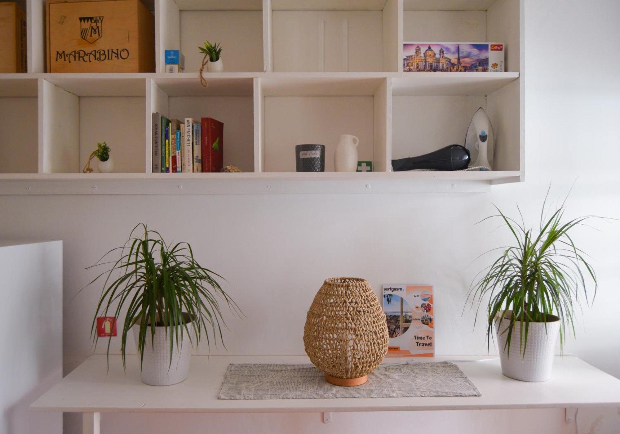 Shared Apartment With Bright Private Patio In Lisboa Exterior foto